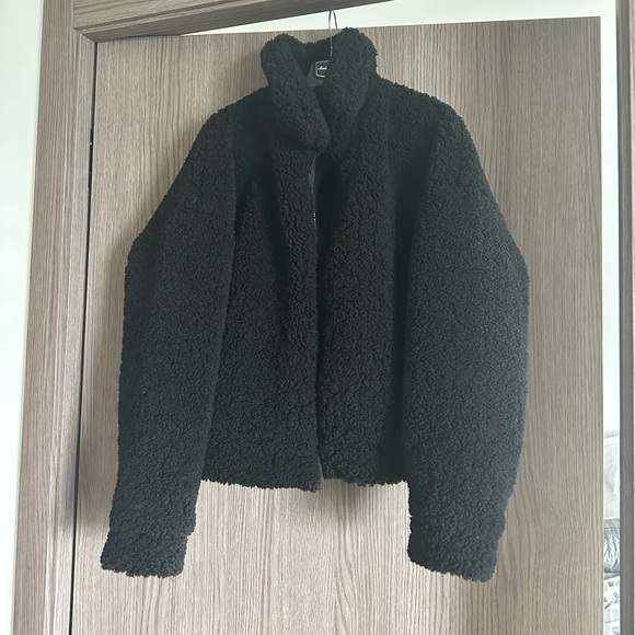 Never worn Zara Fur Coat - Picture 1 of 1